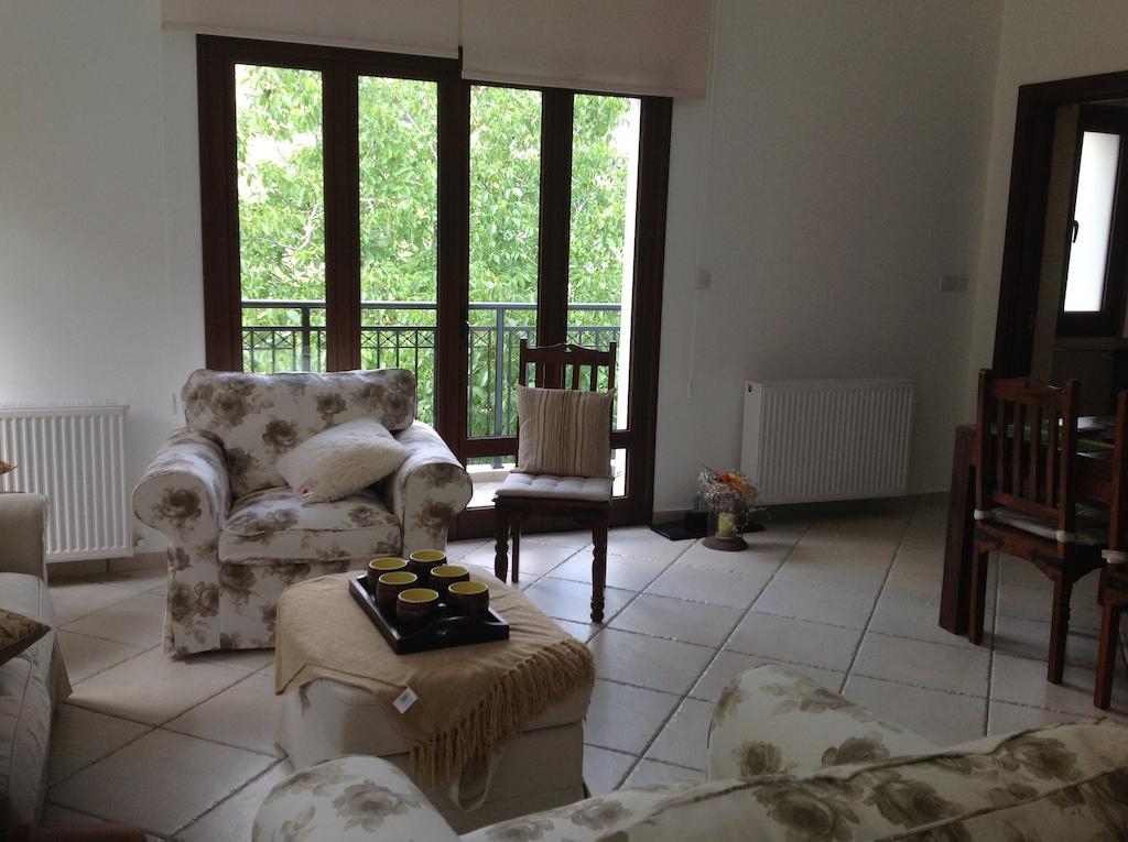 Ta Spitakia Tis Theodosias Apartment Kalopanagiotis Cameră foto